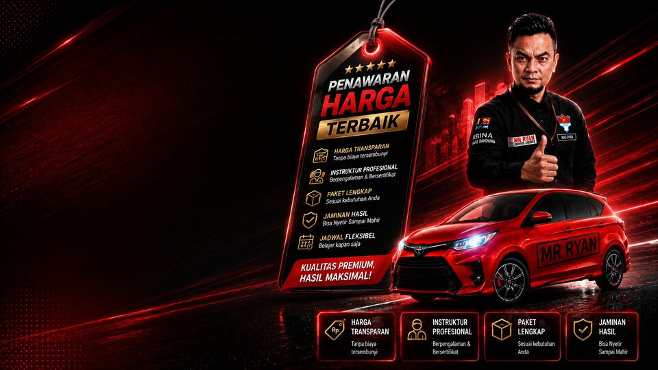 Banner penawaran harga terbaik MR RYAN Driving Course dengan seorang trainer berseragam hitam, Toyota Calya merah, label harga besar, dan lima poin keunggulan paket.
